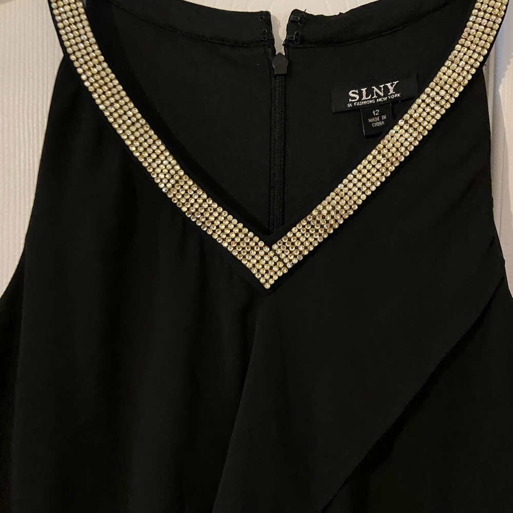 SlNY size 12 dress preowned no smell or rips or pets free home - Picture 2 of 5